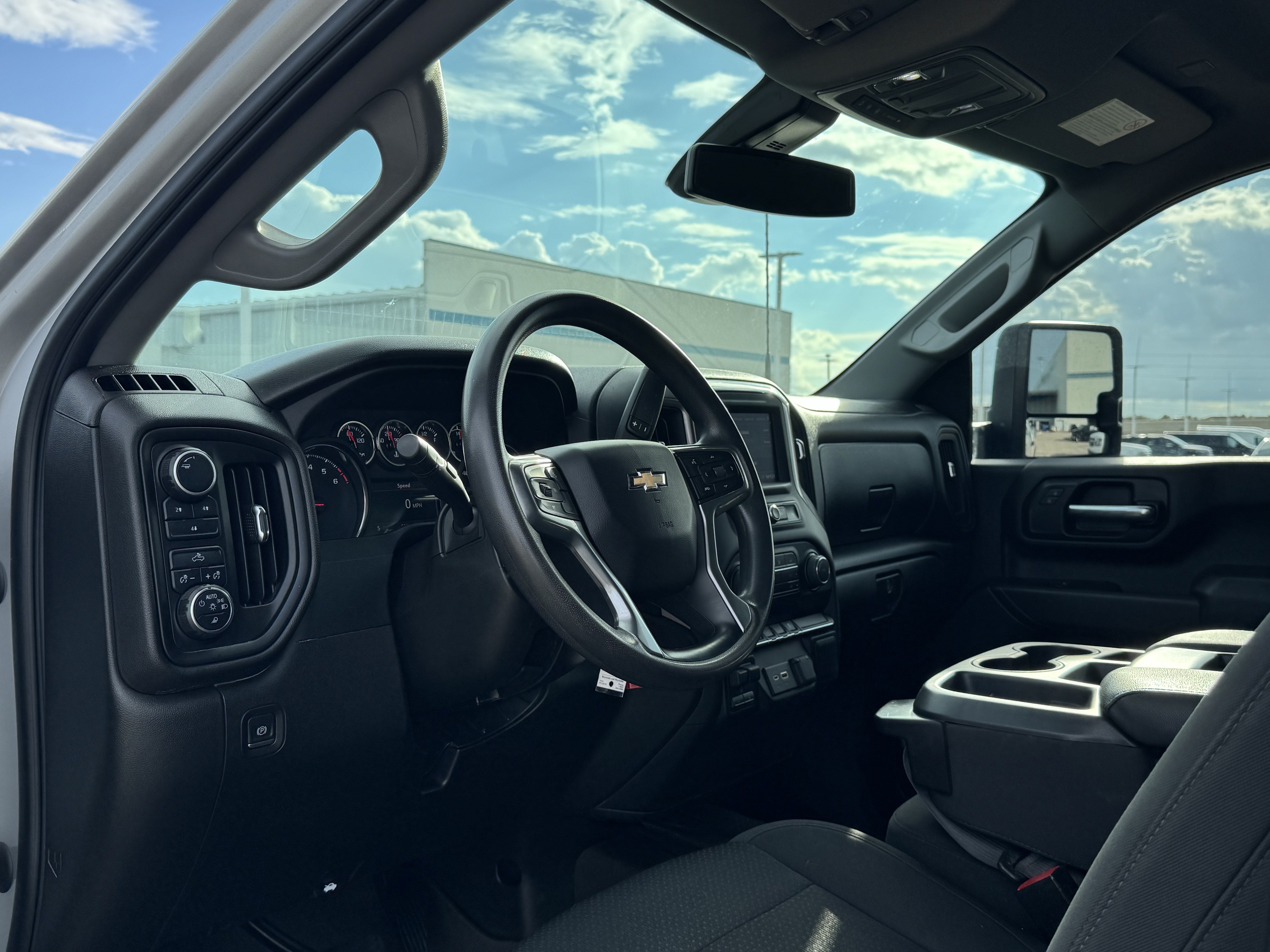 Used 2022 Chevrolet Silverado 2500 Custom w/ Custom Value Package AWD/4WD image 16