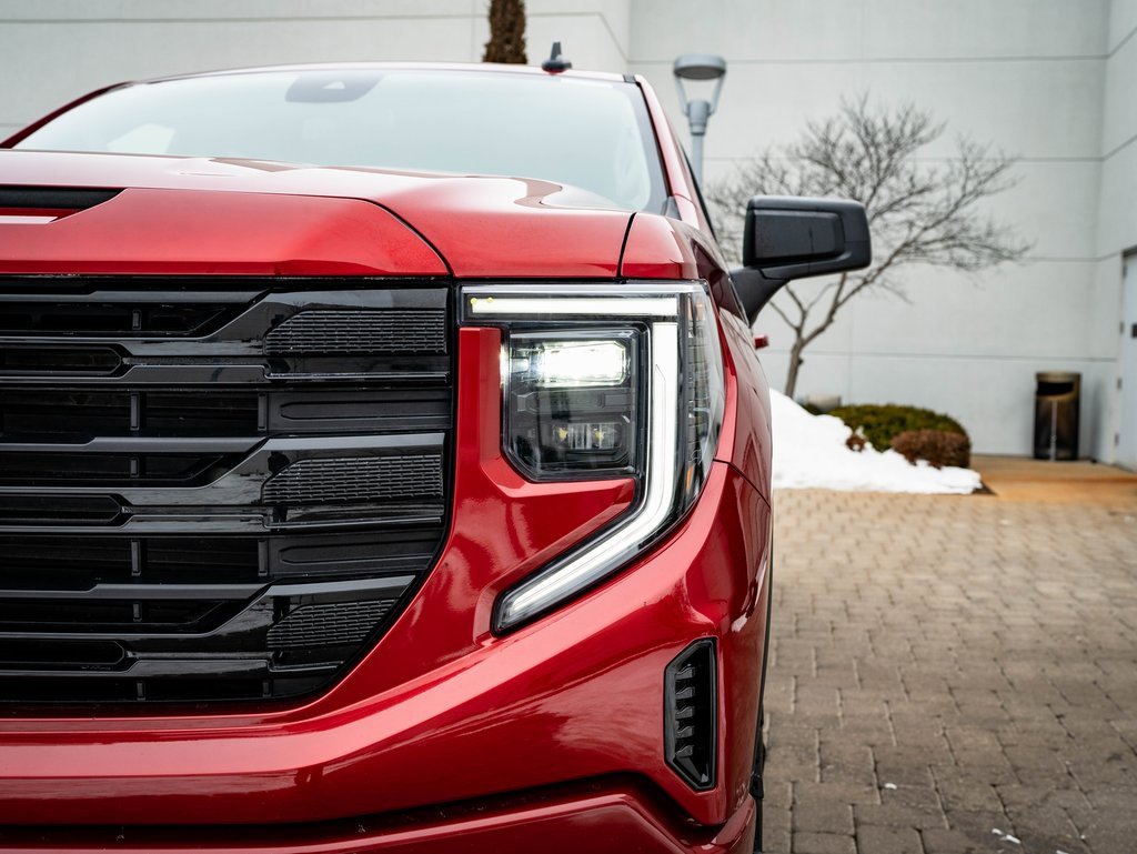 Used 2023 GMC Sierra 1500 Elevation image 14