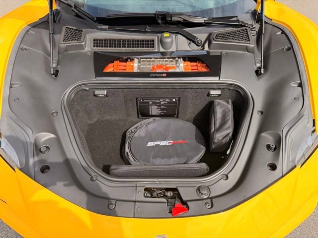 Used 2022 Ferrari SF90 Spider AWD/4WD image 35
