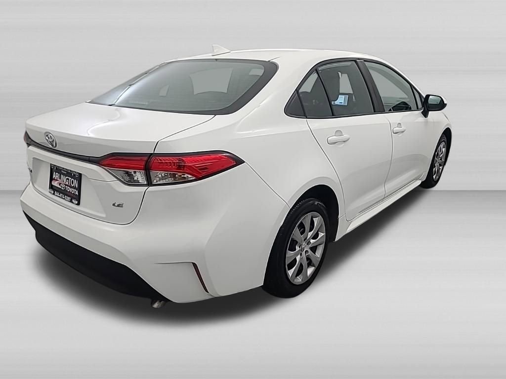 Used 2025 Toyota Corolla LE FWD image 5