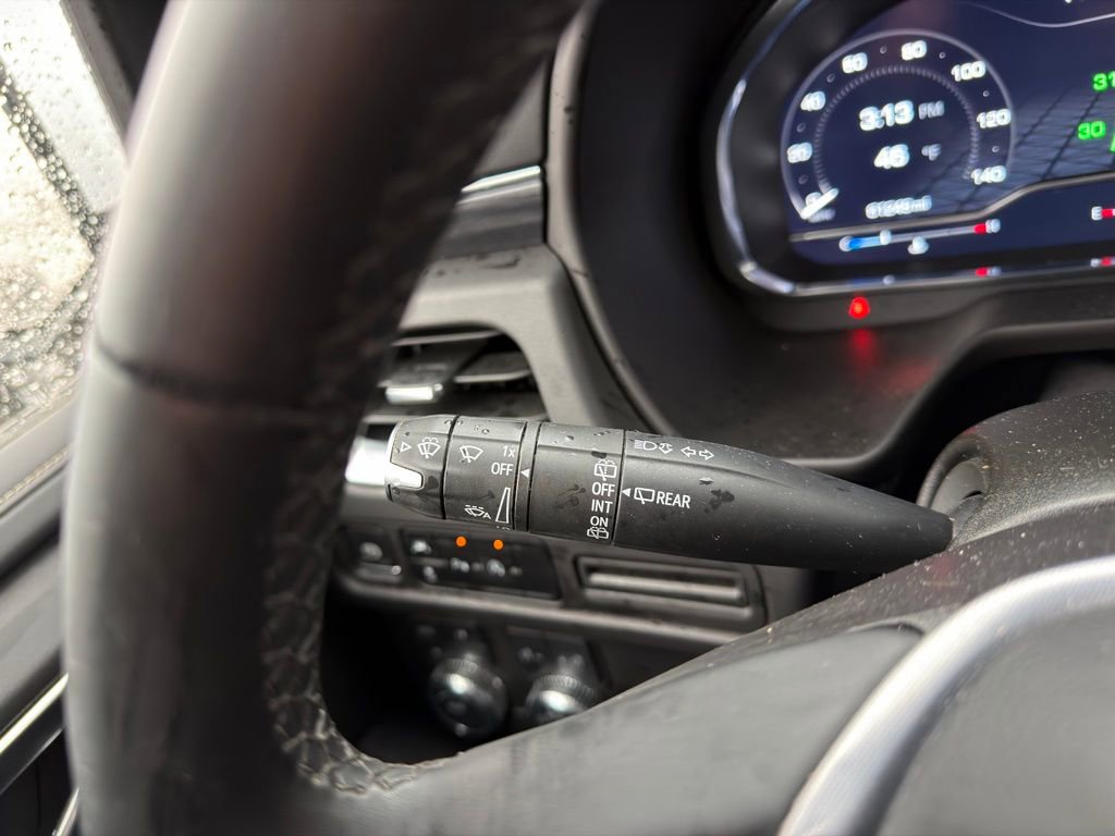 Used 2024 GMC Yukon SLT image 45