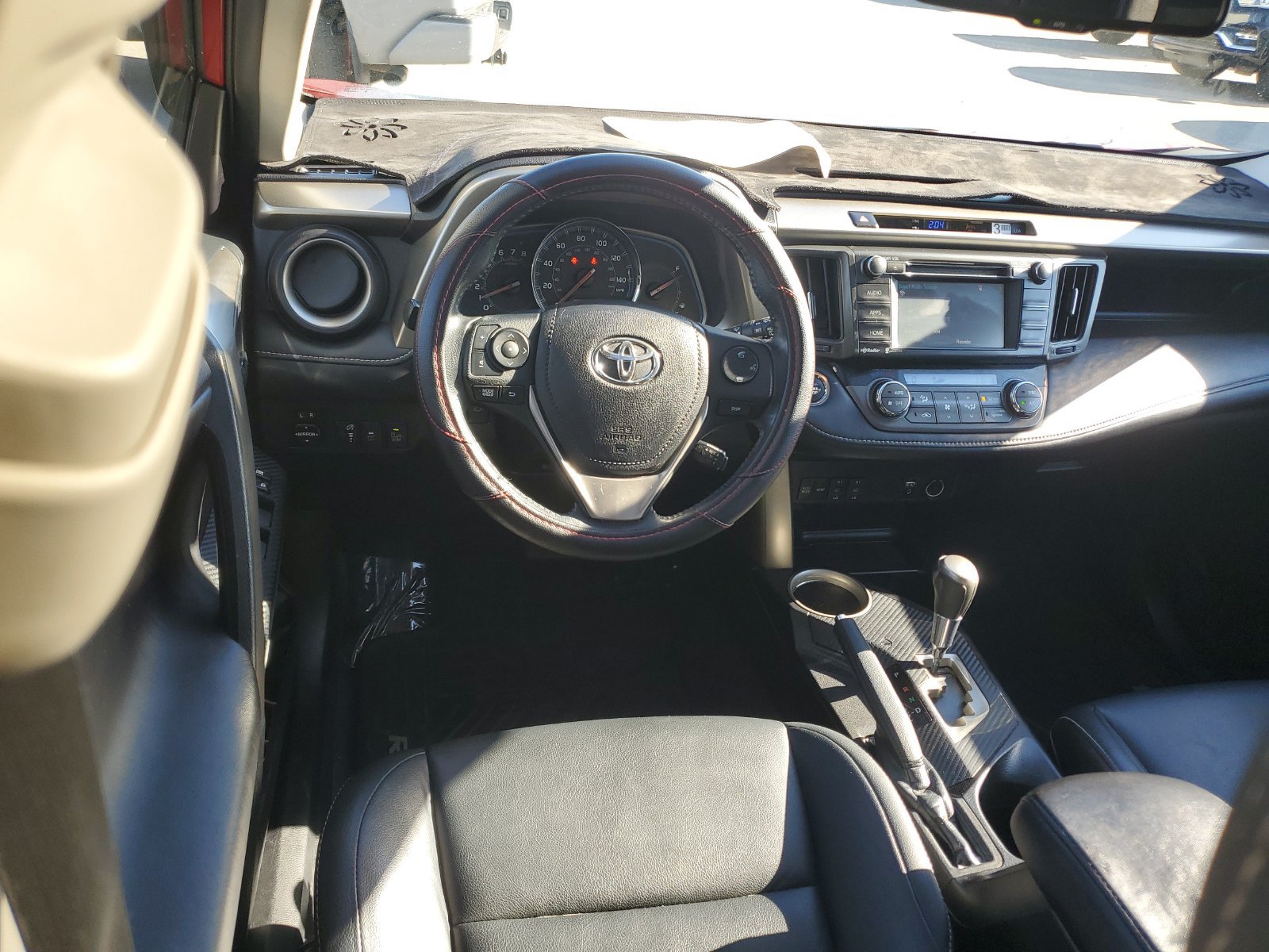 Used 2014 Toyota RAV4 Limited w/ Technology Package AWD/4WD image 11