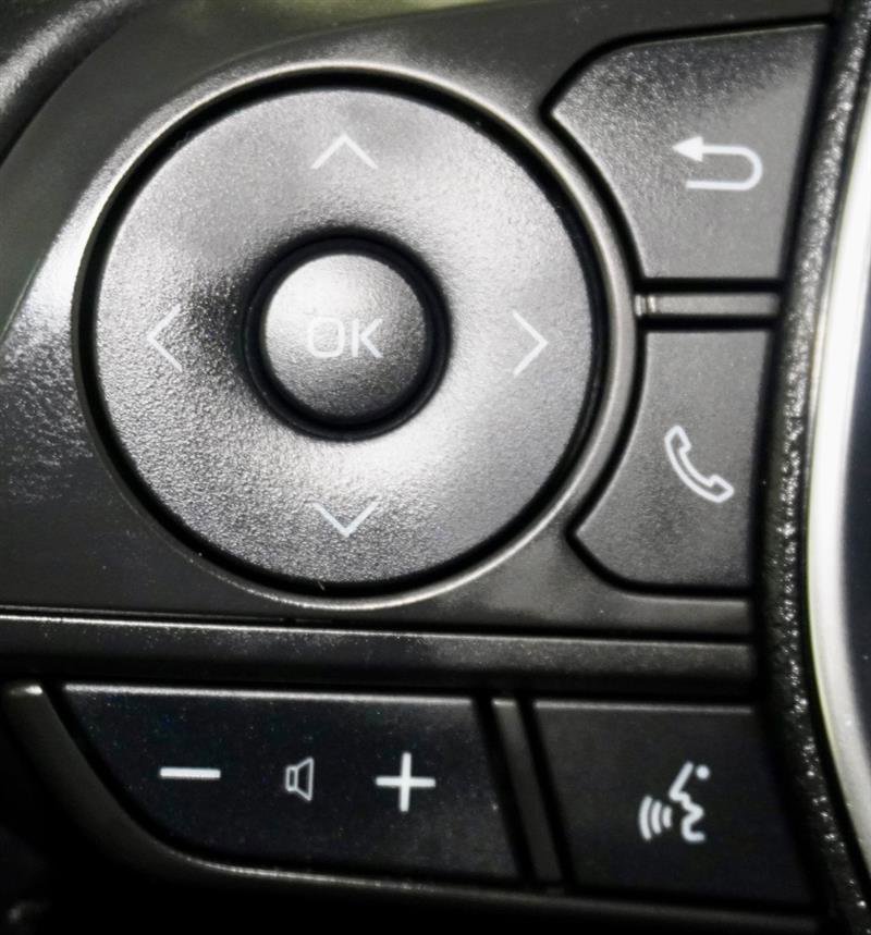 Used 2018 Toyota Camry SE image 26