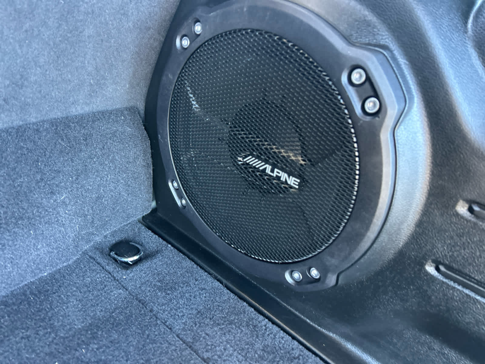 Used 2023 Jeep Wrangler Unlimited w/ Sun & Screen Package image 40