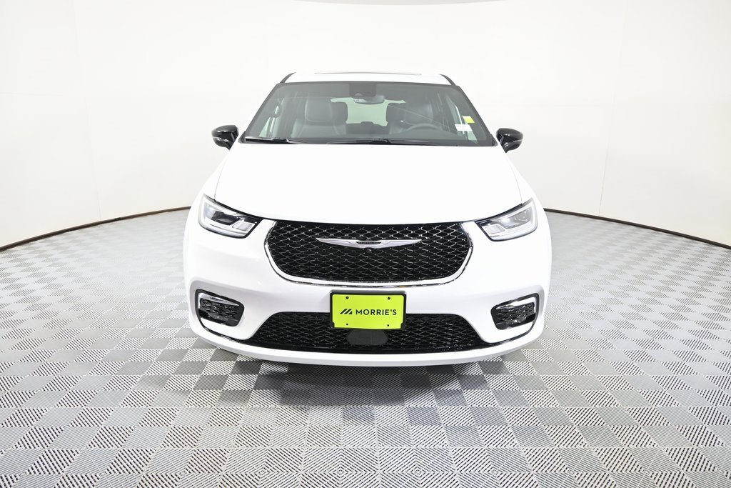 New 2026 Chrysler Pacifica Select image 10
