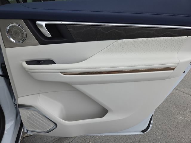 New 2026 Buick Enclave Avenir w/ Super Cruise Package AWD/4WD image 30