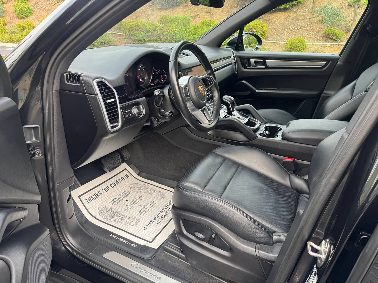 Used 2023 Porsche Cayenne Platinum Edition AWD/4WD image 13