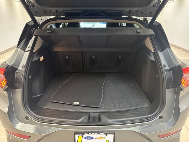 Used 2024 Buick Encore GX Avenir w/ Avenir Technology Package AWD/4WD image 21