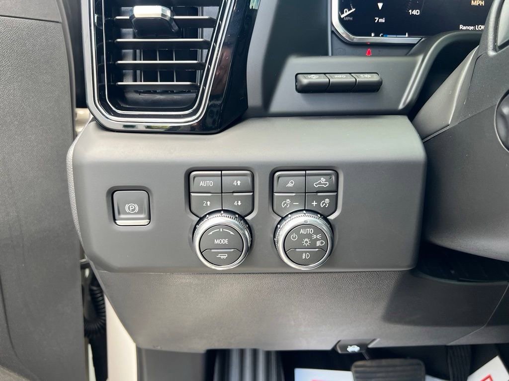 New 2026 GMC Sierra 1500 AT4X AWD/4WD image 27