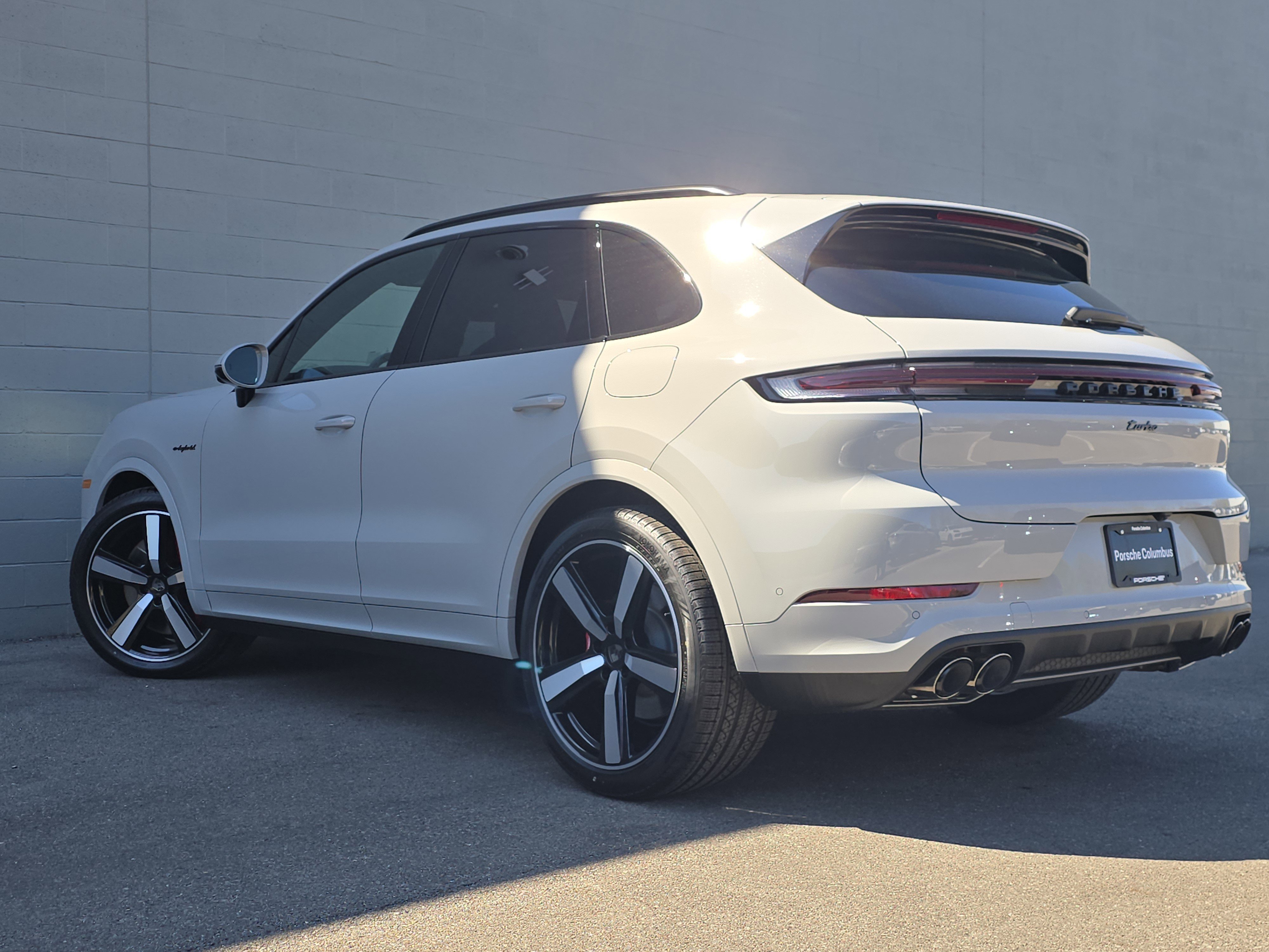 New 2026 Porsche Cayenne Turbo image 3