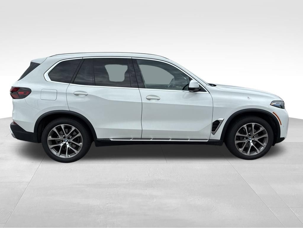 Used 2026 BMW X5 xDrive40i AWD/4WD image 7