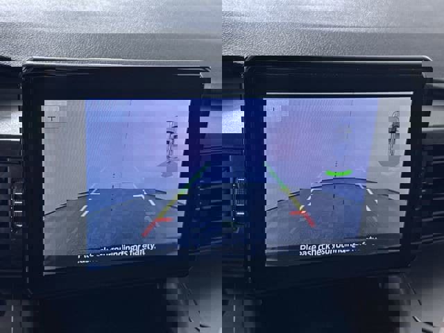 Used 2022 Ford Explorer XLT image 15