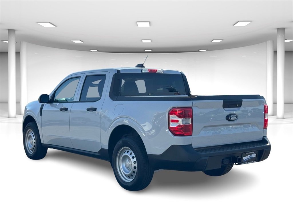 Used 2025 Ford Maverick XL w/ 4K Tow Package image 3