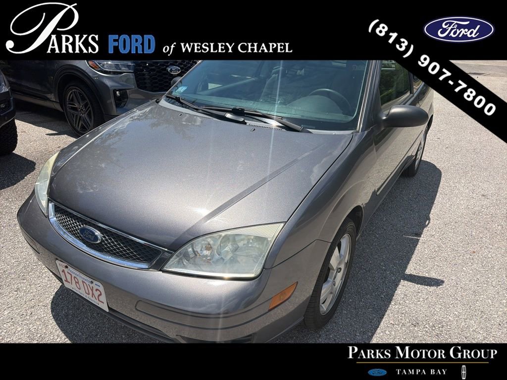 Used 2007 Ford Focus ZX3 Hatchback FWD image 3