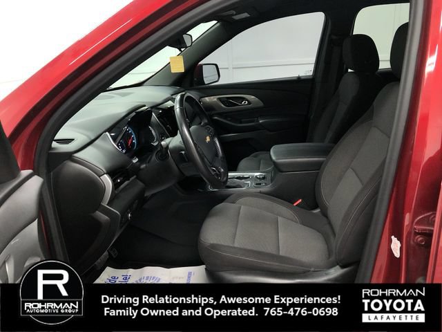 Used 2022 Chevrolet Traverse LT FWD image 11