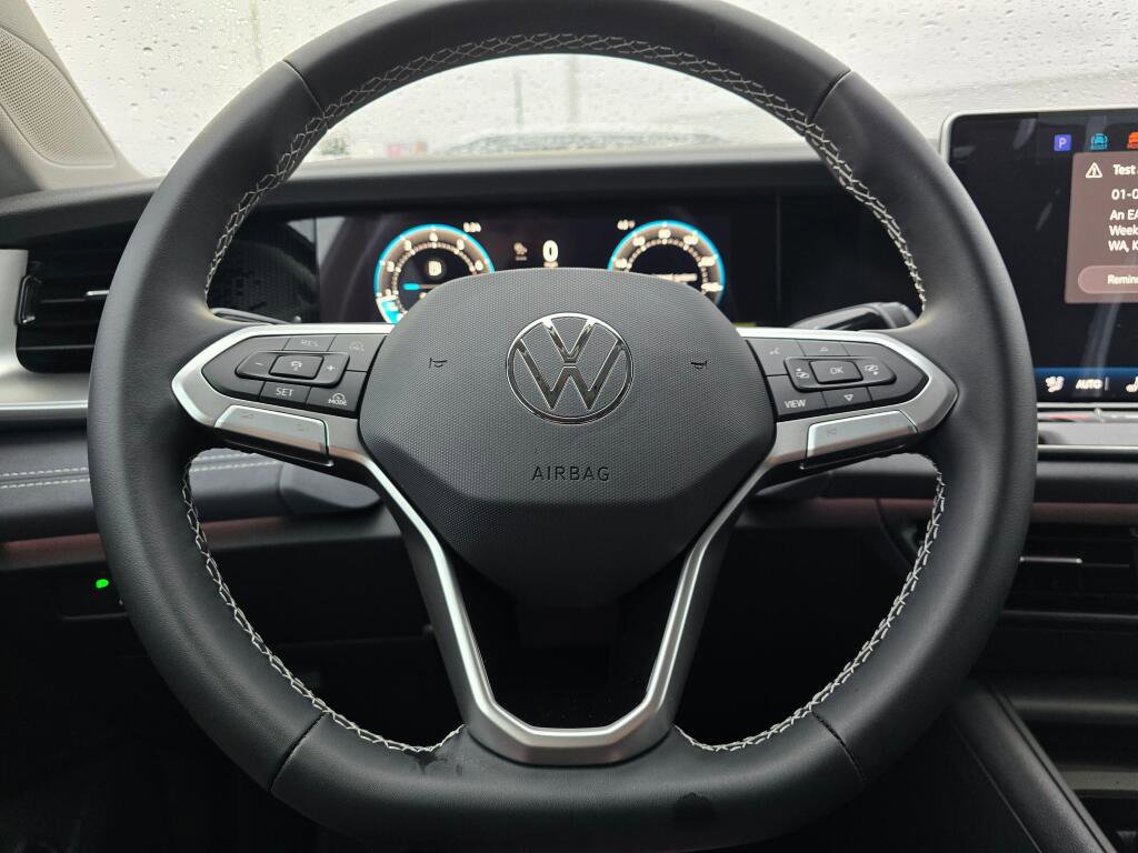 New 2026 Volkswagen Tiguan SE AWD/4WD image 20