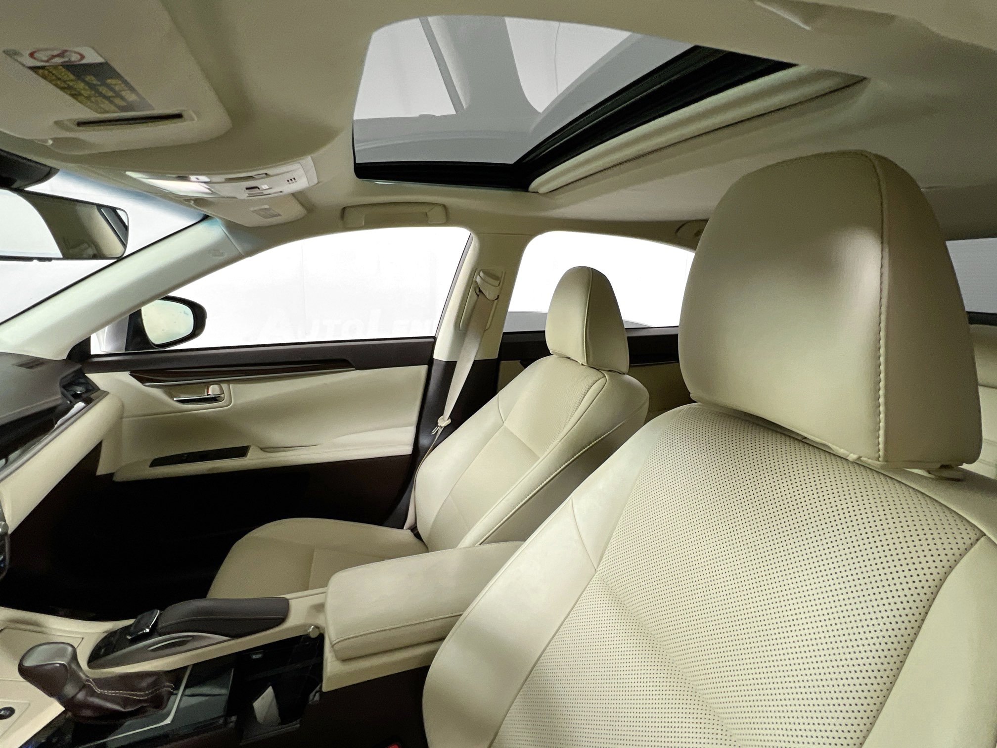 Used 2018 Lexus ES 350 w/ Navigation System Package image 21