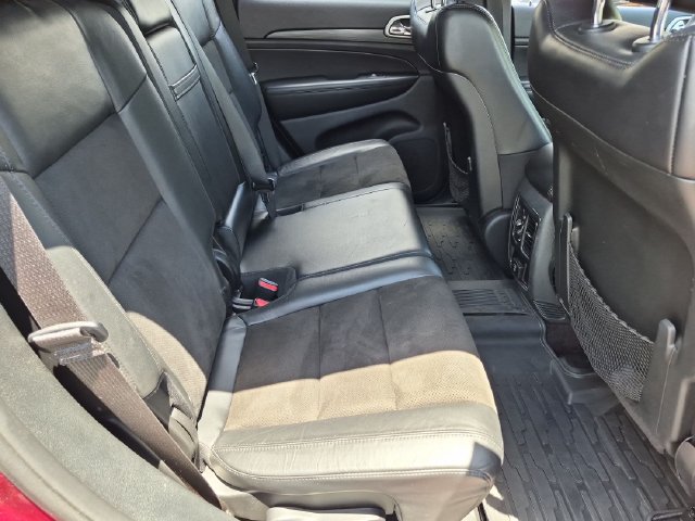Used 2019 Jeep Grand Cherokee Altitude AWD/4WD image 26