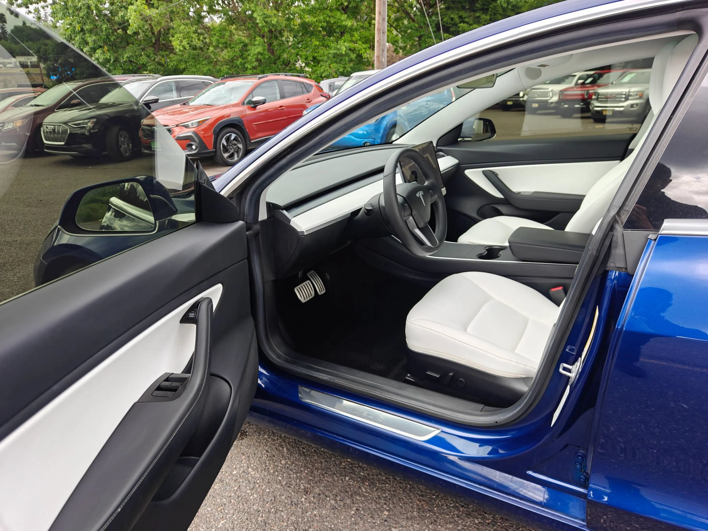 Used 2019 Tesla Model 3 Performance AWD/4WD image 14