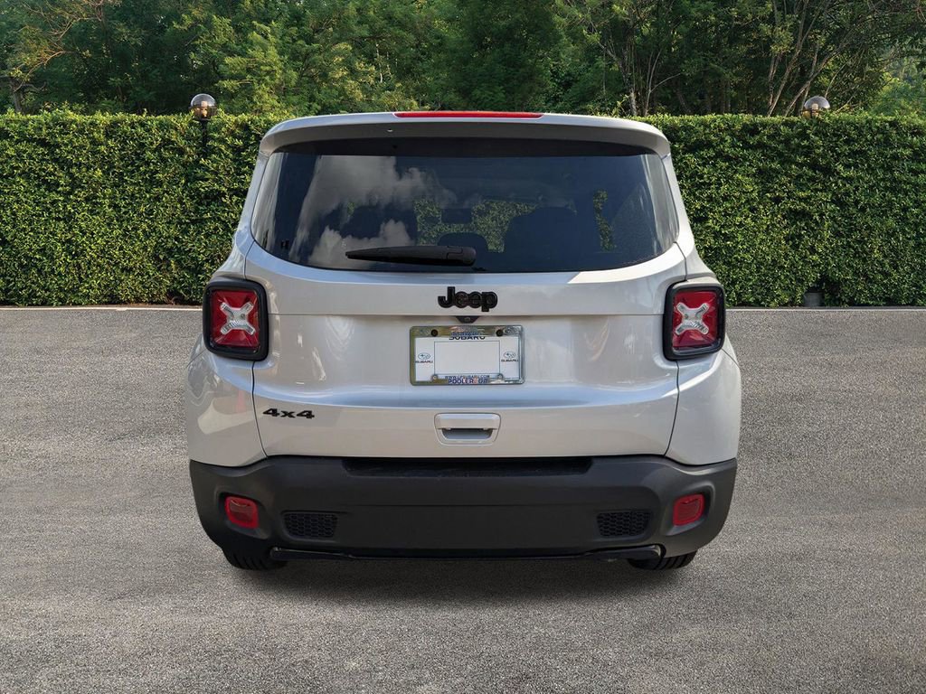 Used 2020 Jeep Renegade Altitude image 5