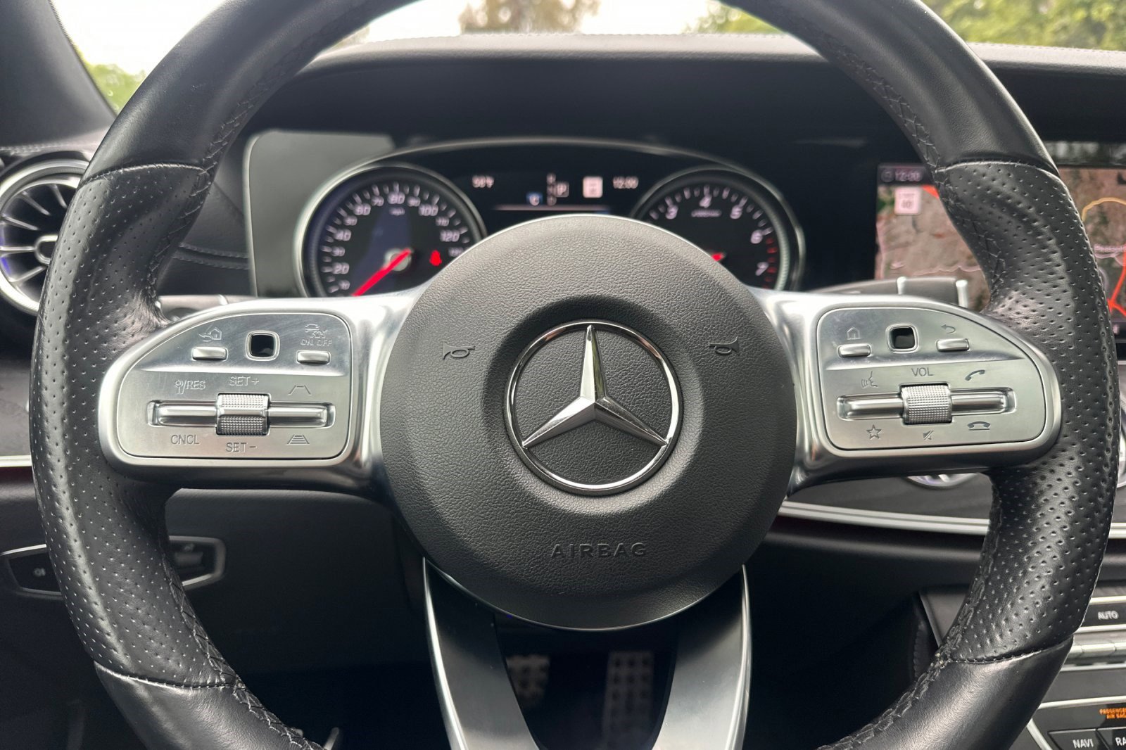 Used 2019 Mercedes-Benz E 450 Coupe image 27