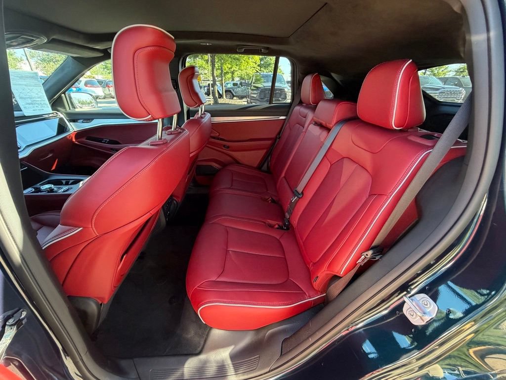 Used 2024 Jeep Wagoneer Launch Edition AWD/4WD image 18