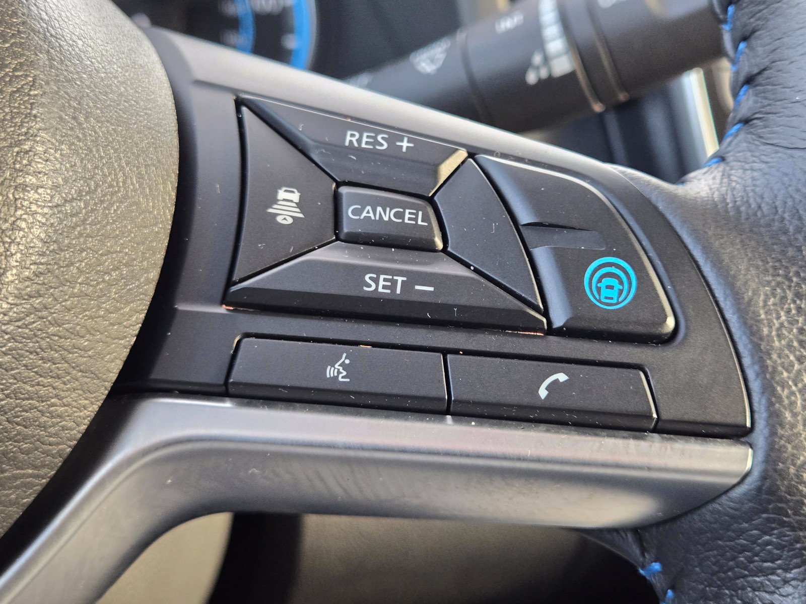 Used 2024 Nissan Leaf SV Plus FWD image 27