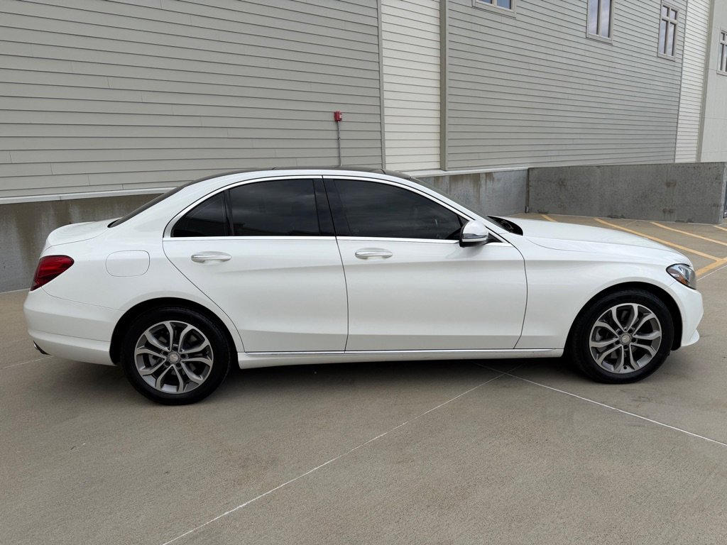 Used 2017 Mercedes-Benz C 300 4MATIC Sedan image 2