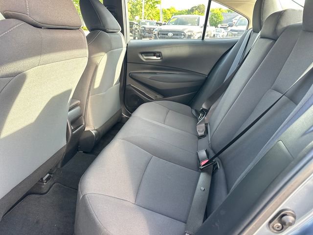 Used 2021 Toyota Corolla LE image 11