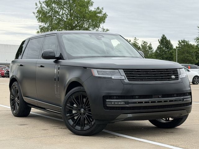 Used 2024 Land Rover Range Rover Long Wheelbase SE AWD/4WD image 2