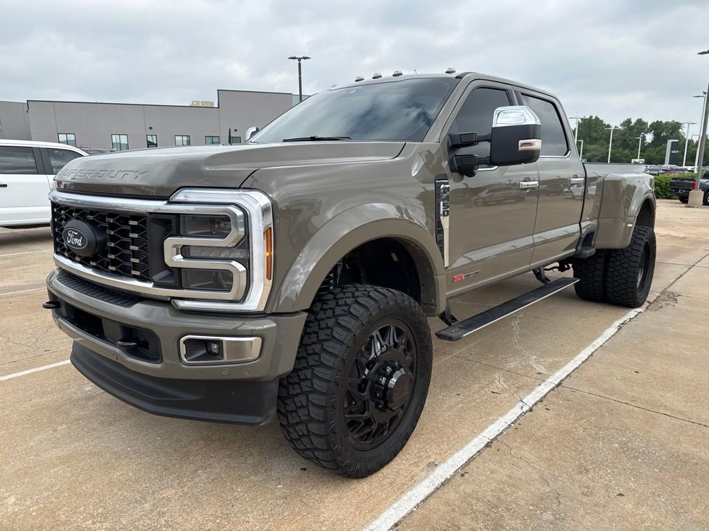 Used 2026 Ford F450 Platinum w/ Platinum Plus Package AWD/4WD image 3