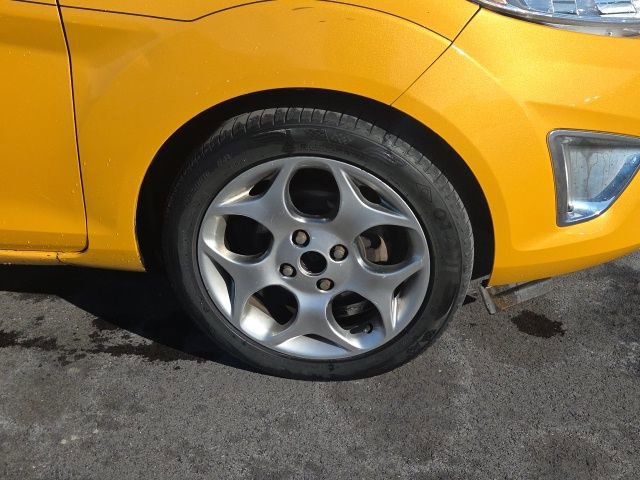 Used 2011 Ford Fiesta SES w/ 301A Rapid Spec Order Code image 2