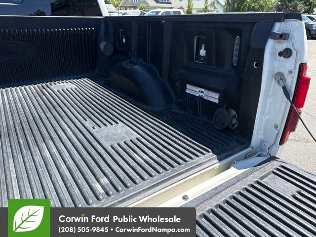 Used 2017 Ford F150 Lariat w/ Equipment Group 501A Mid AWD/4WD image 32