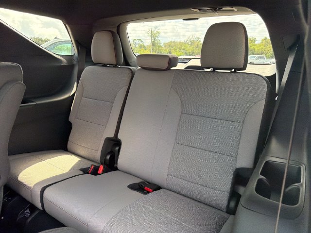 New 2027 Chevrolet Traverse LT w/ Sun and Wheel Package AWD/4WD image 25
