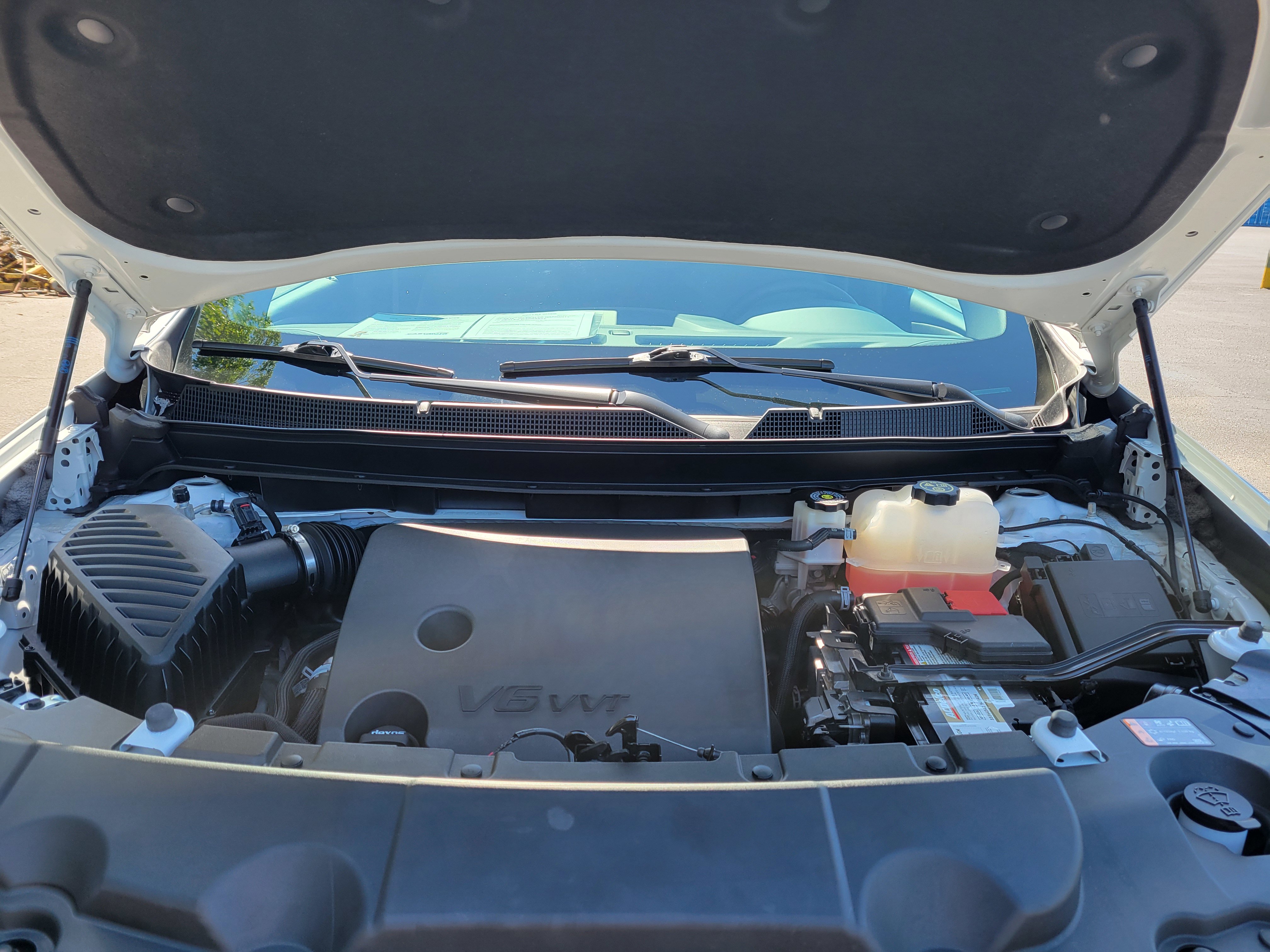 Used 2023 Chevrolet Traverse LT FWD image 13