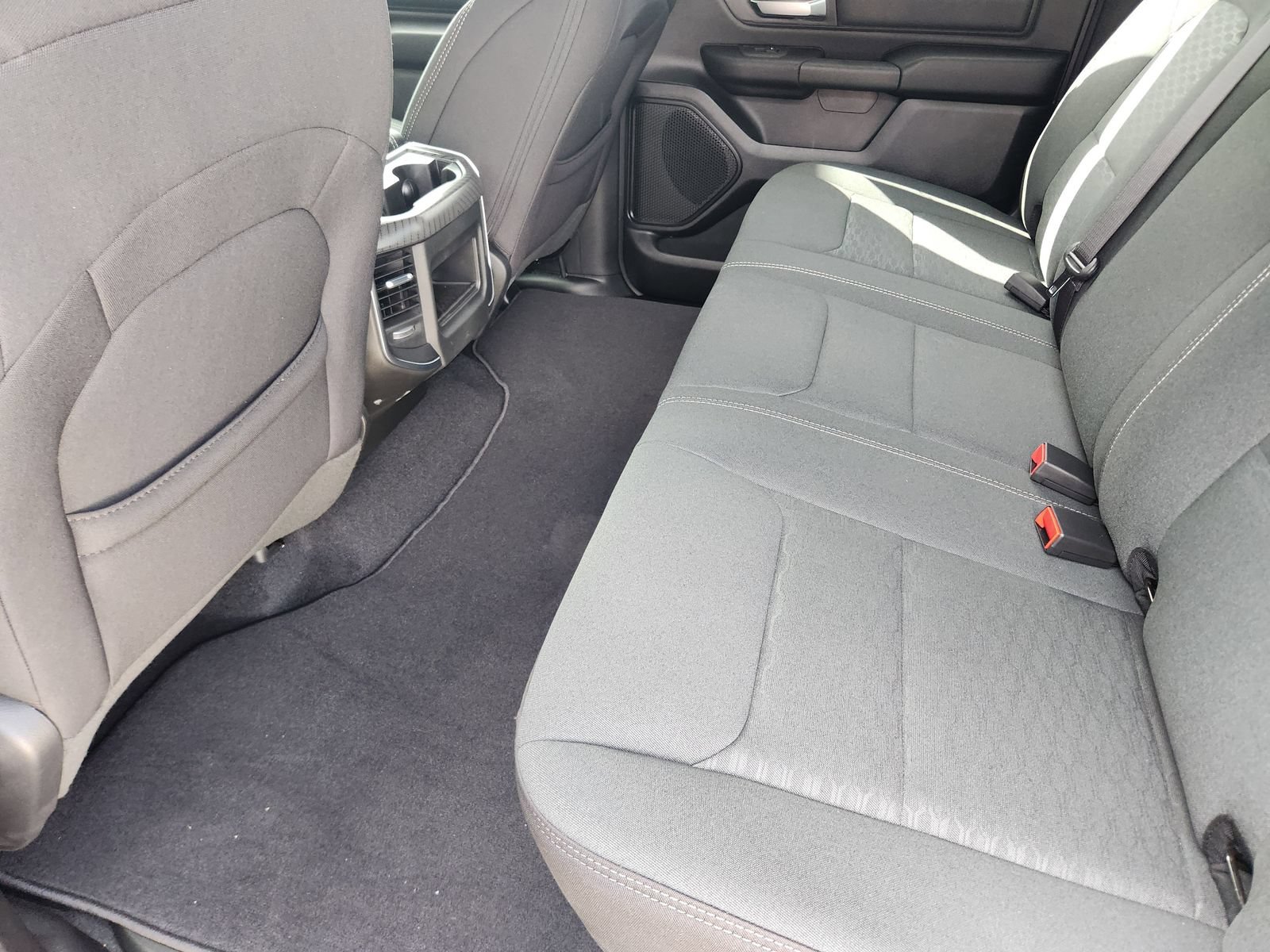 New 2026 RAM 1500 Express AWD/4WD image 25