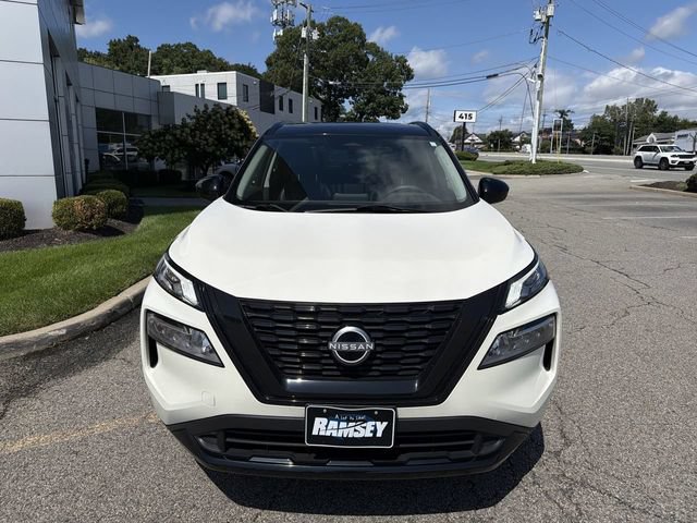 Certified 2023 Nissan Rogue SV w/ SV Premium B Package AWD/4WD image 3