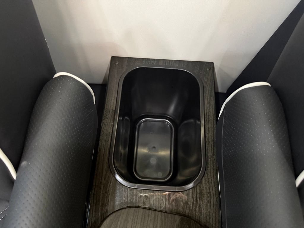Used 2023 Mercedes-Benz Sprinter 3500 image 70