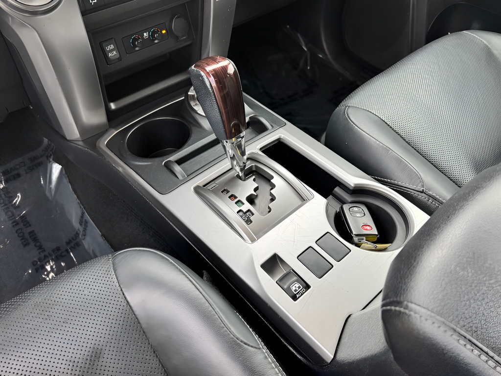 Used 2016 Toyota 4Runner Limited AWD/4WD image 31