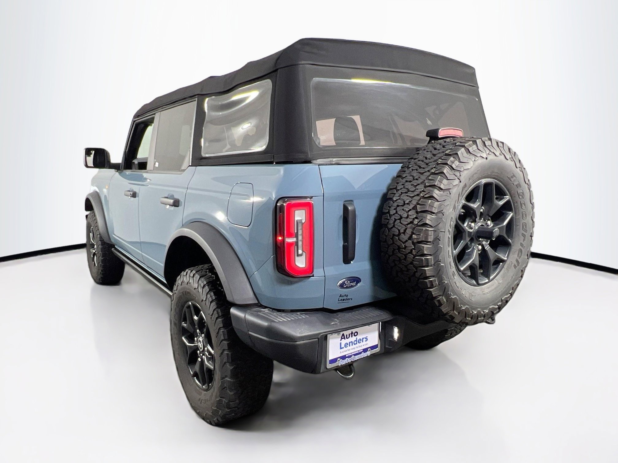 Used 2022 Ford Bronco Badlands image 7
