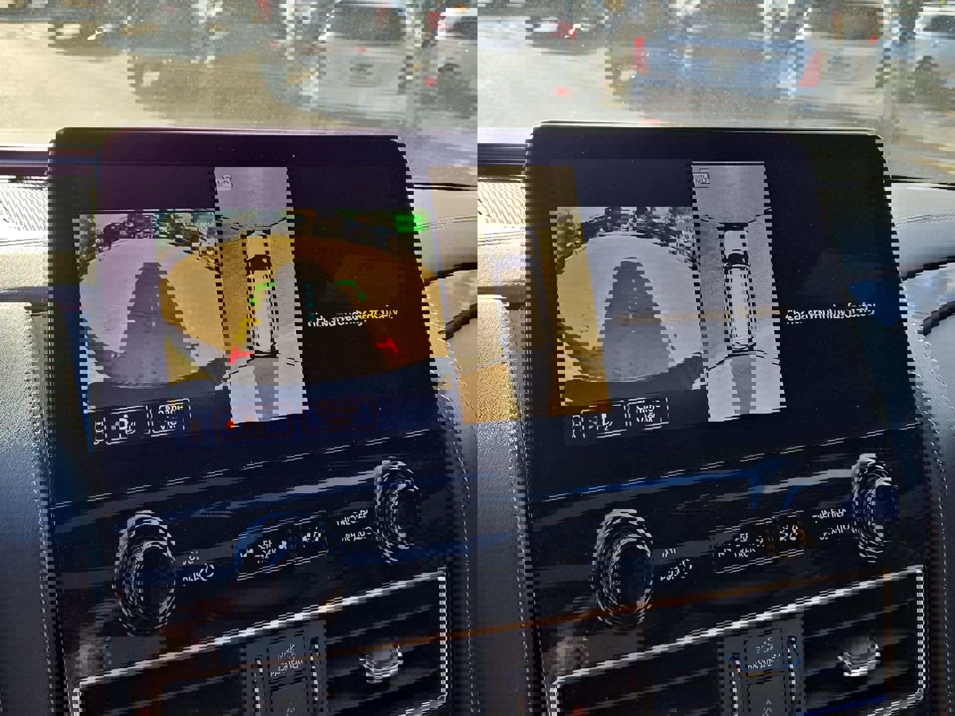 Used 2022 Nissan Armada Platinum w/ Captain's Chairs Package image 18