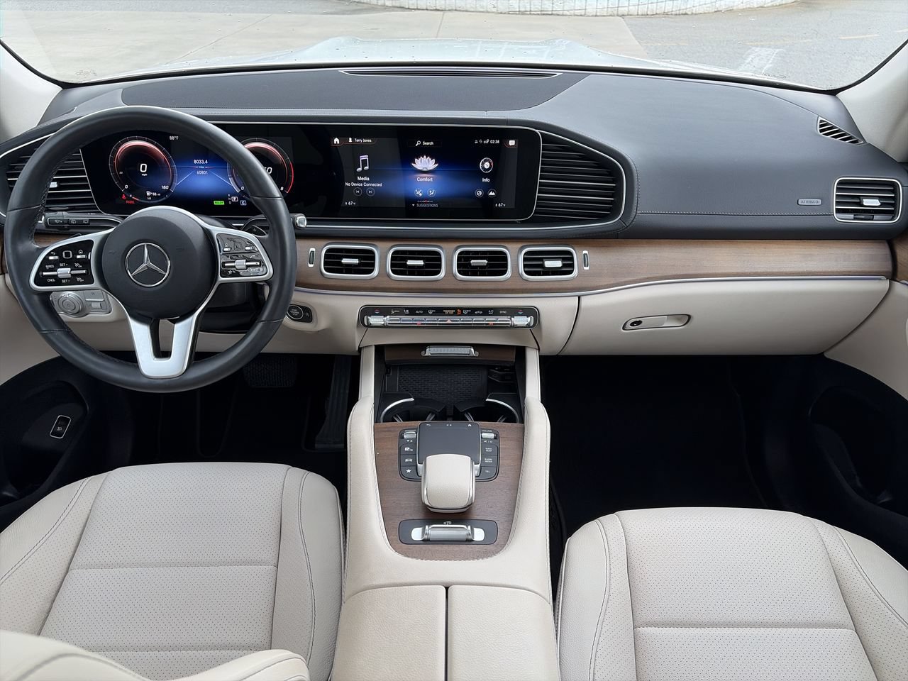 Used 2021 Mercedes-Benz GLS 450 4MATIC image 29