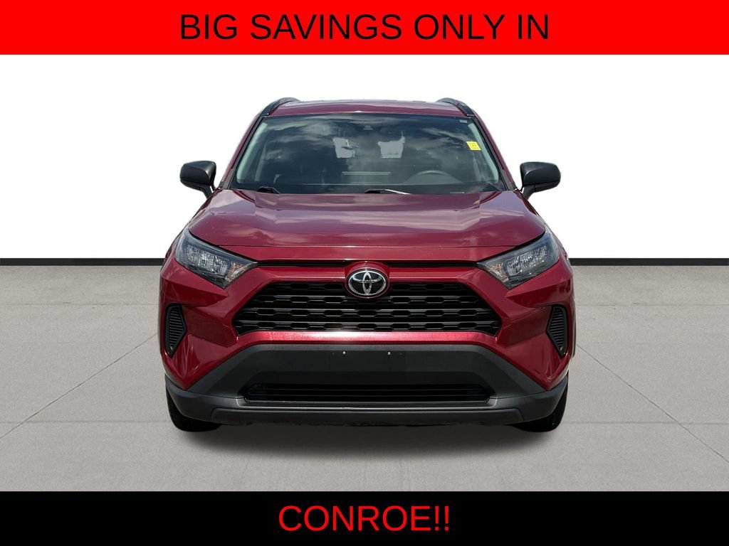 Used 2021 Toyota RAV4 LE AWD/4WD image 2