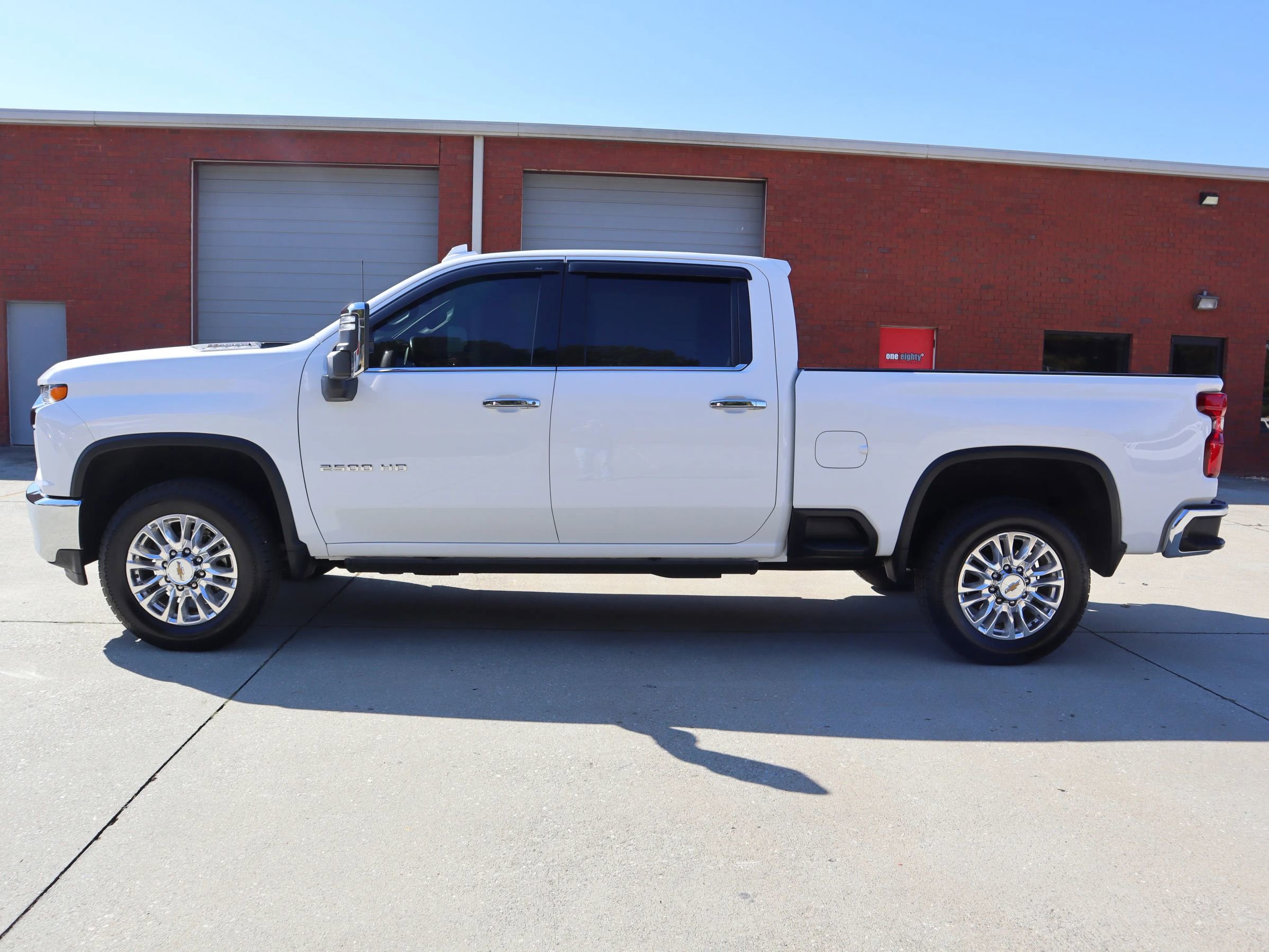 Used 2021 Chevrolet Silverado 2500 LTZ w/ LTZ Convenience Package image 2