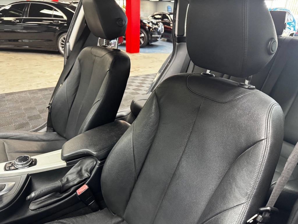 Used 2014 BMW 328i Gran Turismo xDrive w/ Technology Package image 35