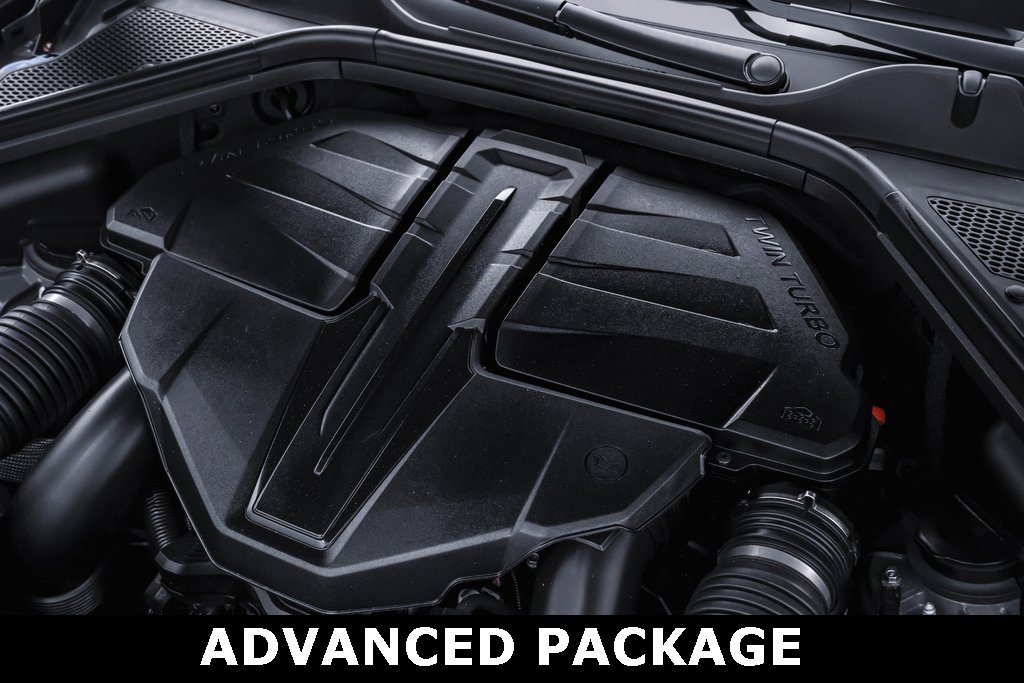 Used 2024 Genesis GV80 3.5T w/ Advanced Package image 32