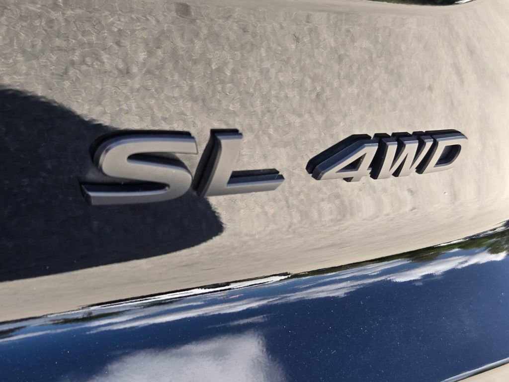 Used 2023 Nissan Pathfinder SL w/ Black Appearance Package image 14