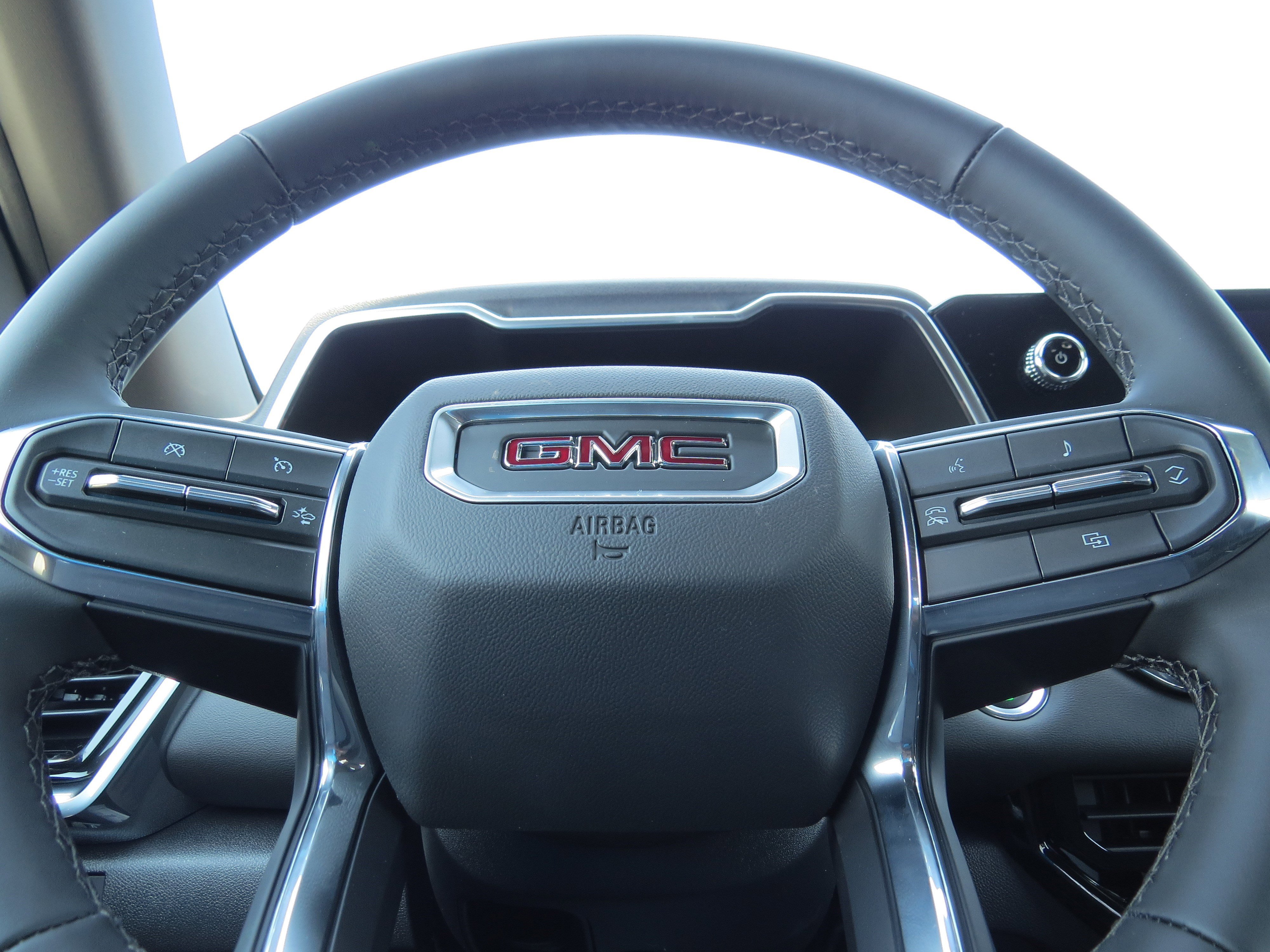 New 2026 GMC Canyon Elevation image 18