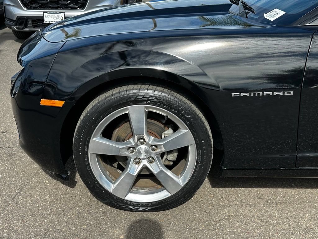 Used 2010 Chevrolet Camaro LT w/ RS Package RWD image 9