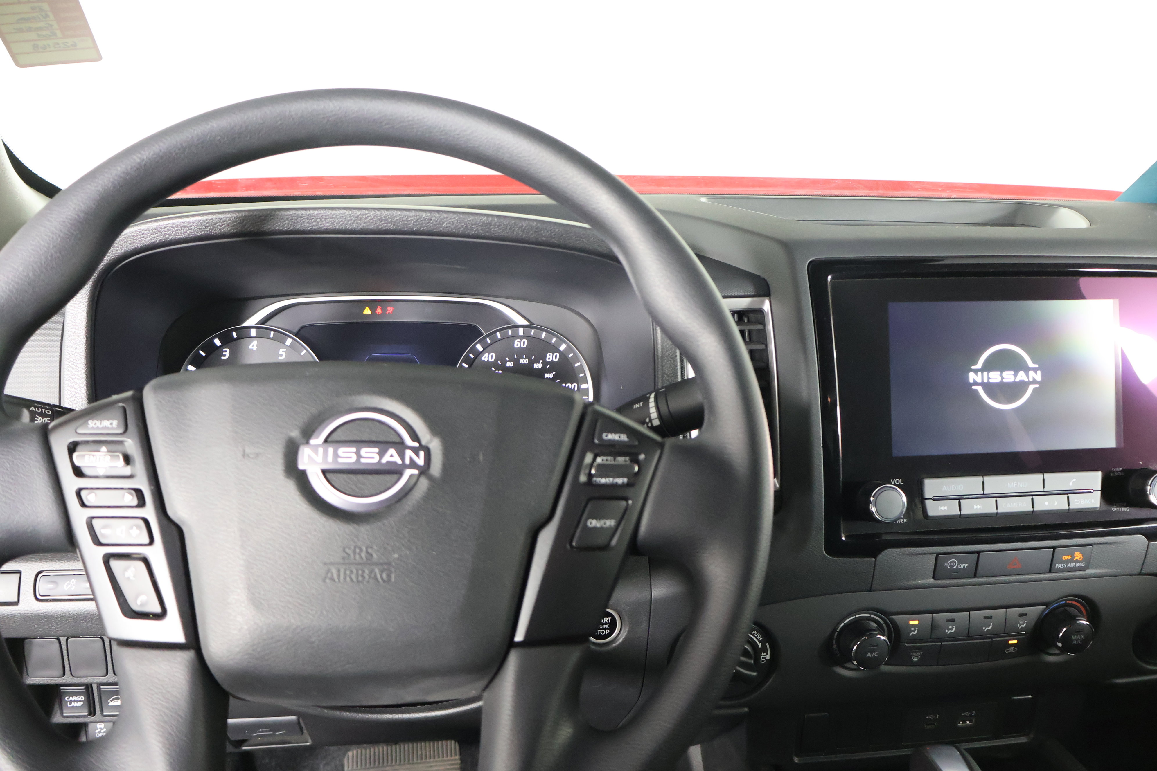 Used 2024 Nissan Frontier SV image 17